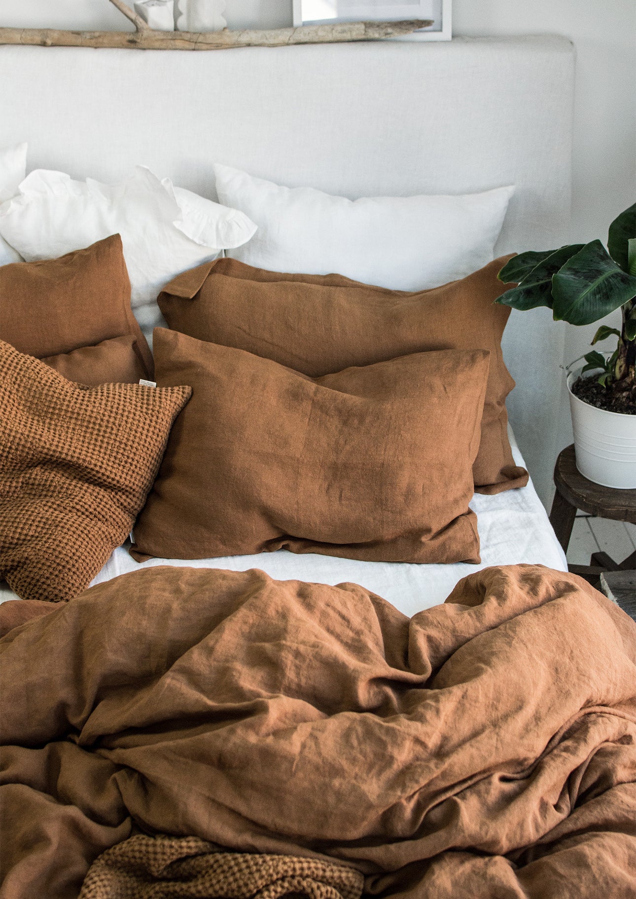 Linen Bedding set in Tobacco