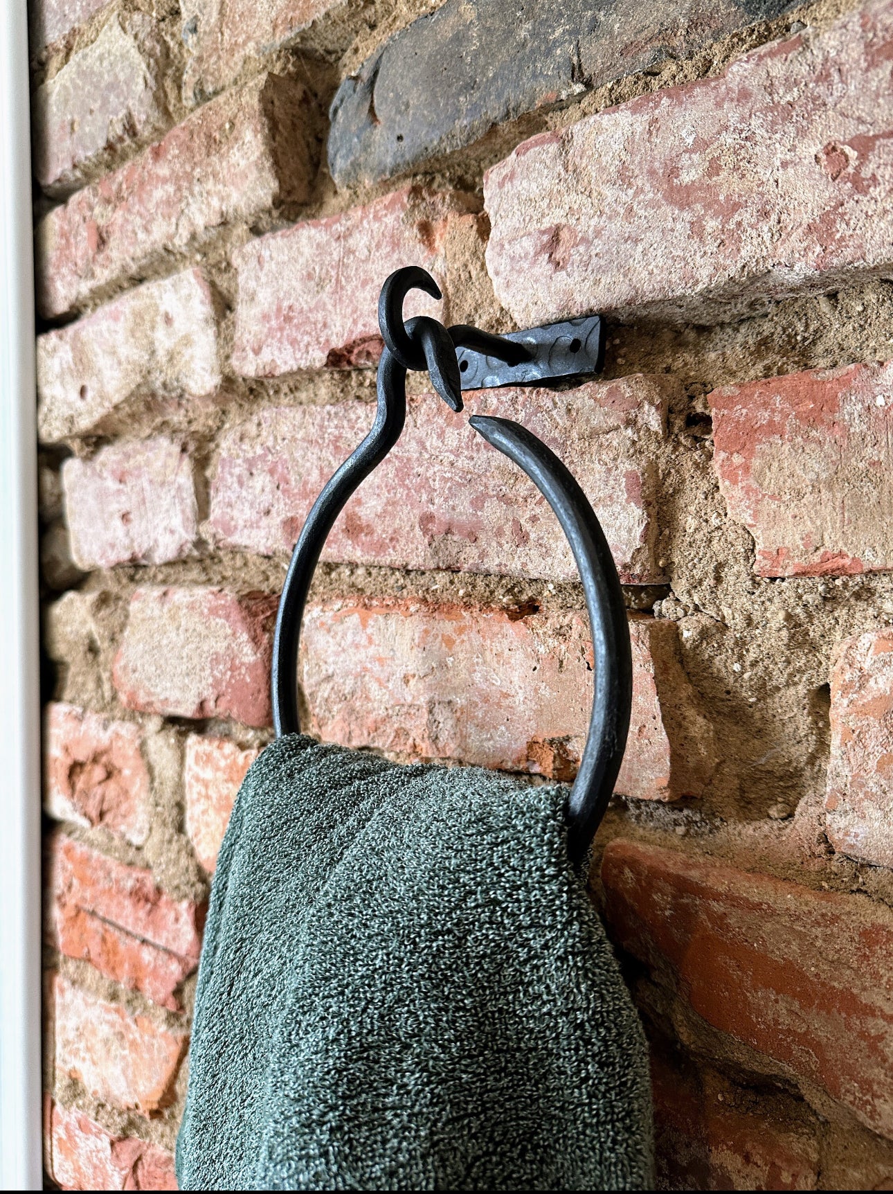 Iron Towel Ring