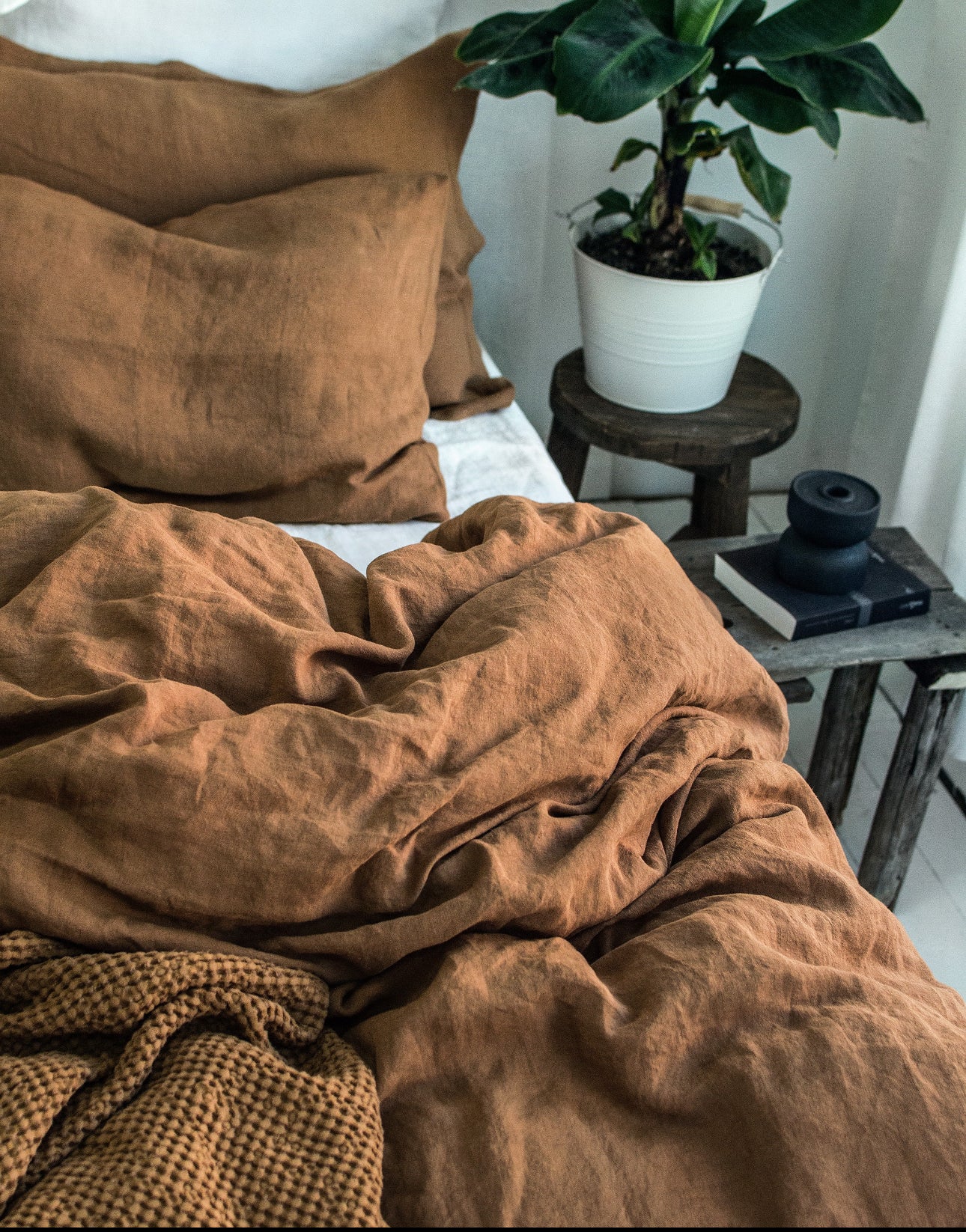 Linen Bedding set in Tobacco