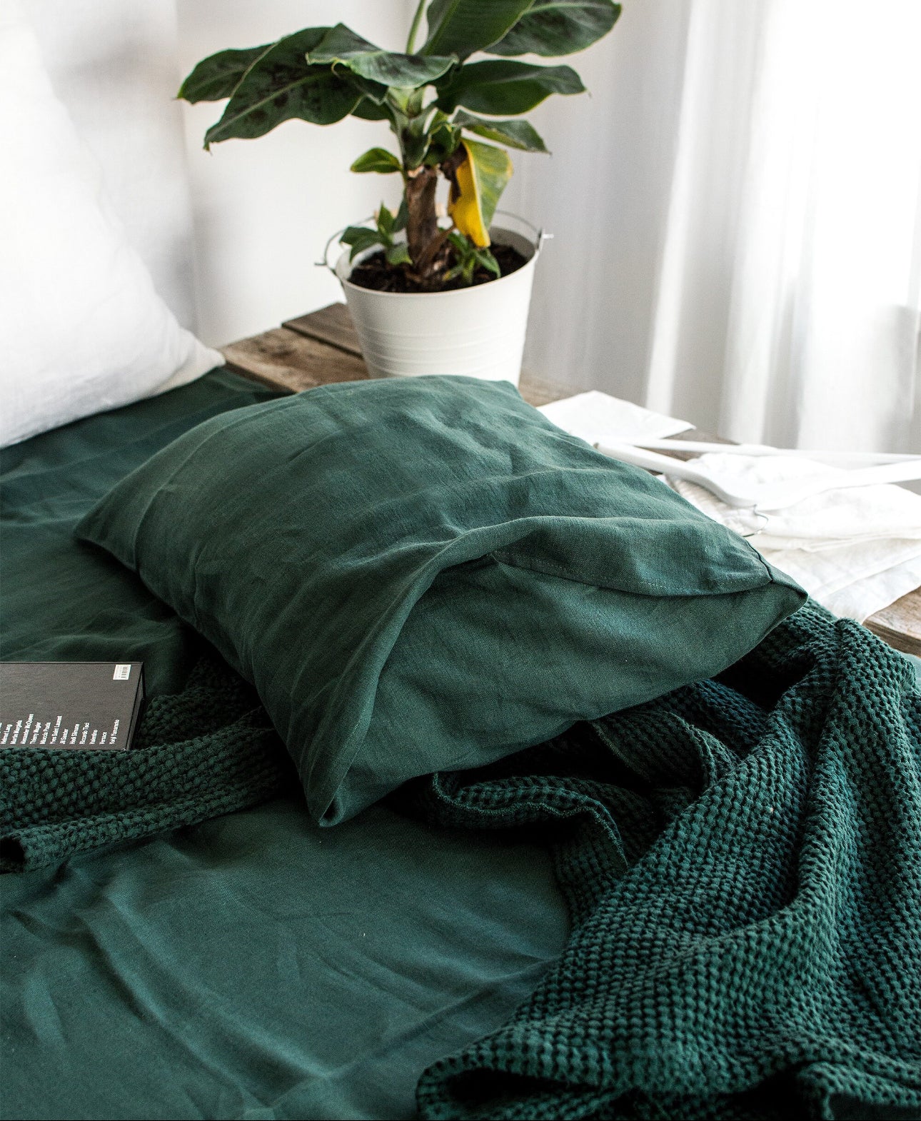 Linen Bedding set in Jungle Green