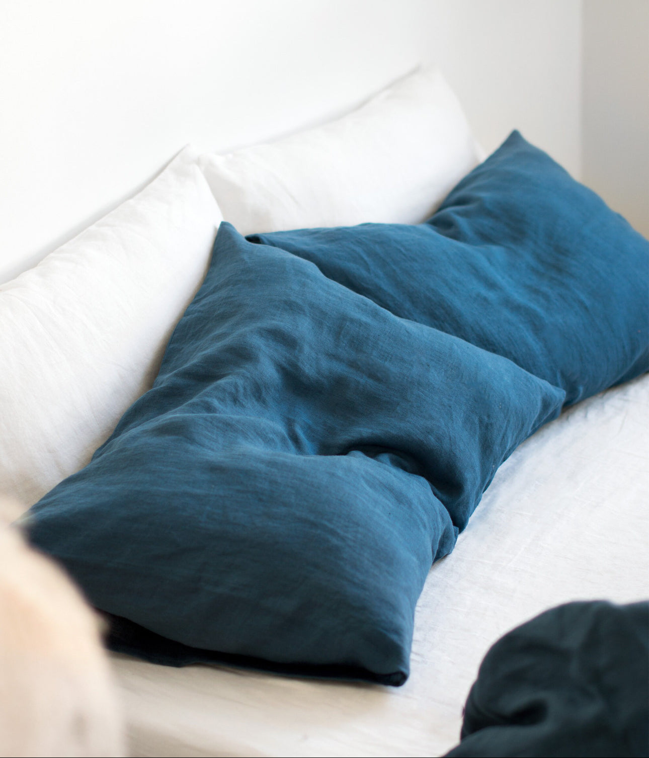 Linen Bedding set in lake blue