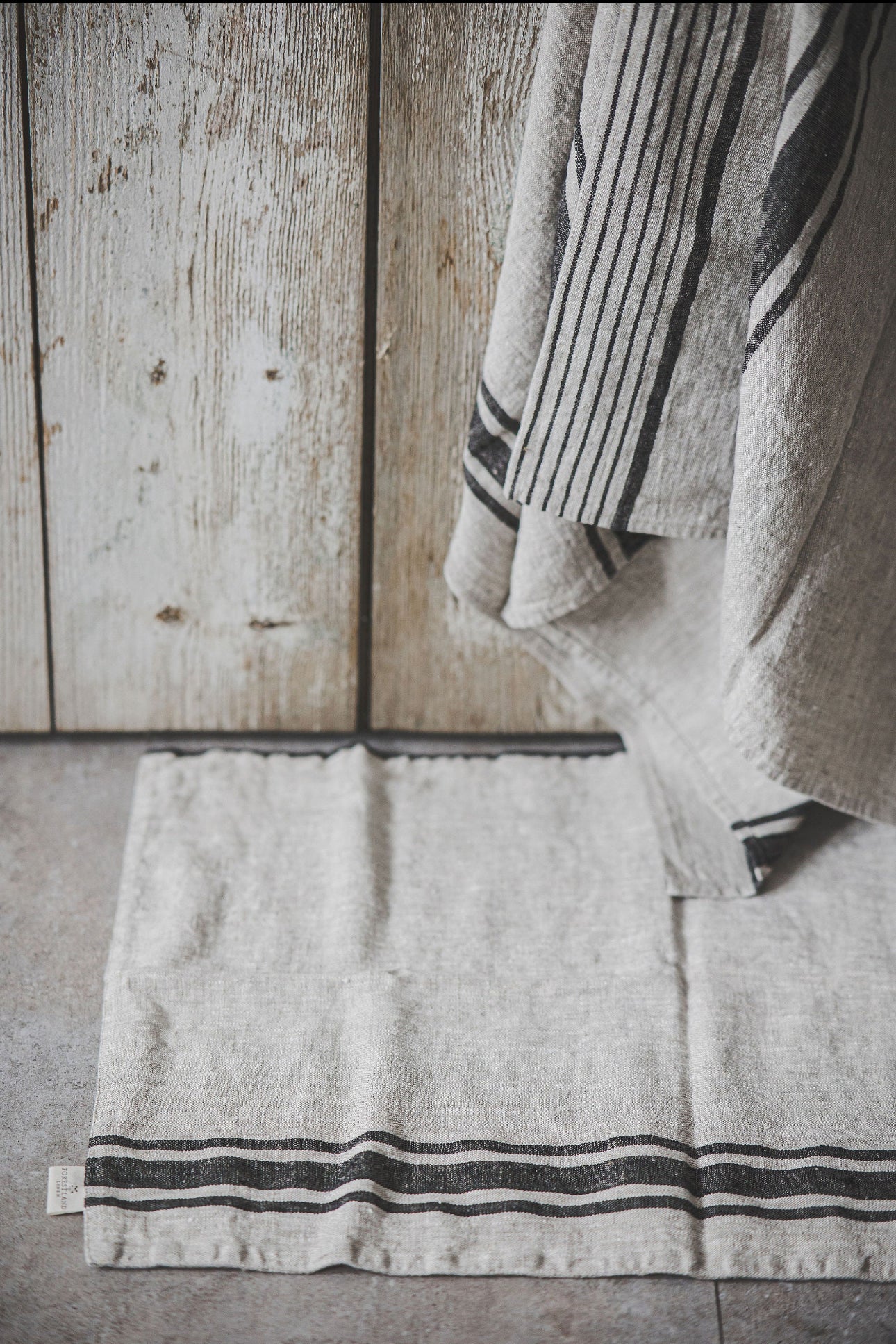 French Style Linen bath mat